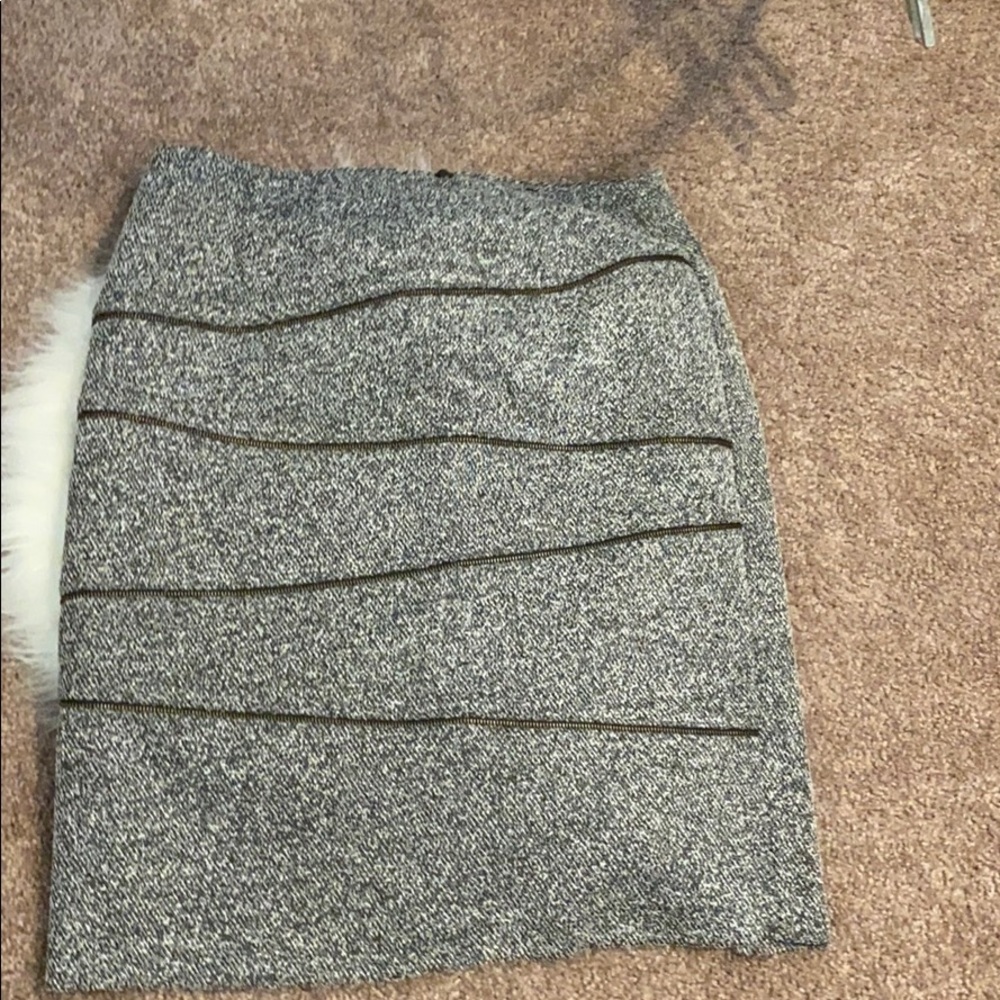 Brown skirt with zipper liner